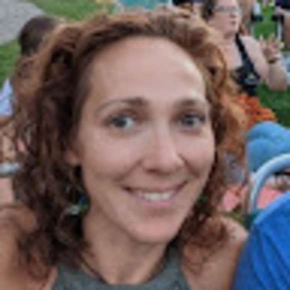 Meet your Posher, Sarah - Picture 1 of 1